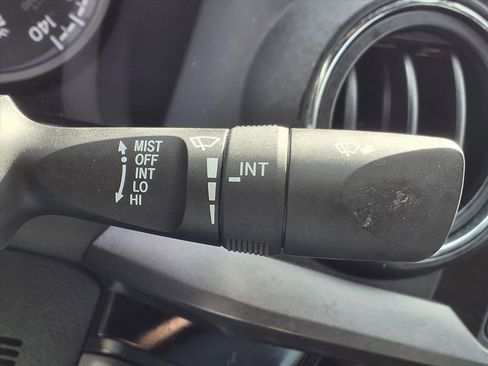 Used 2017 Toyota Tacoma TRD Off-Road w/ Tow Package (A/T) image 16