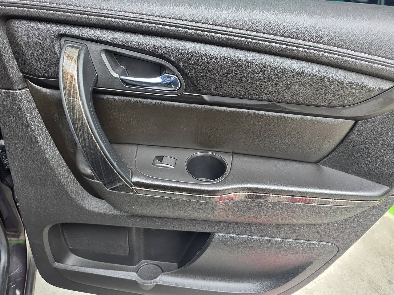 Used 2017 GMC Acadia Limited SLT FWD image 27