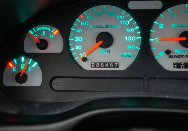 Used 1998 Ford Mustang GT RWD image 9