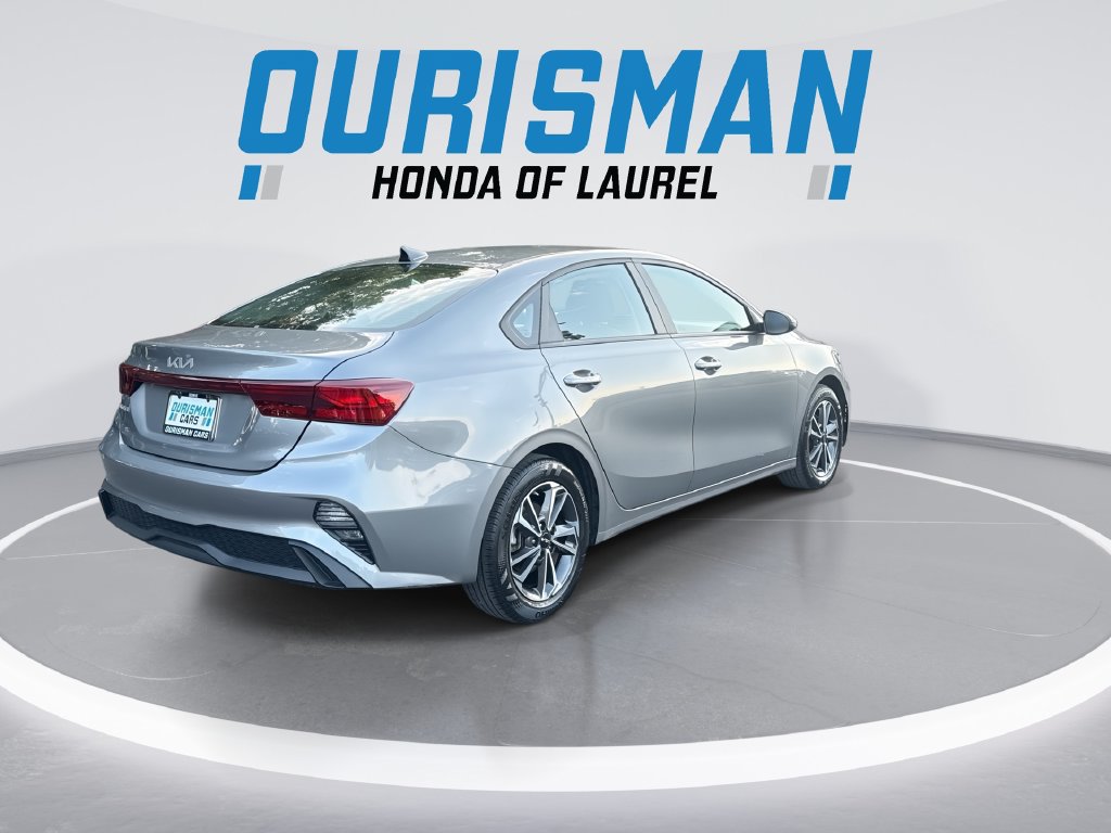 Used 2023 Kia Forte LXS w/ LXS Technology Package FWD image 8