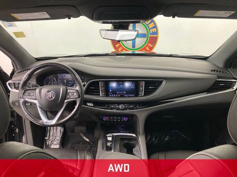 Used 2022 Buick Enclave Avenir image 8