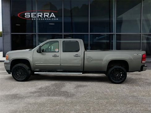 Used 2014 GMC Sierra 3500 SLT w/ SLT Convenience Package image 2