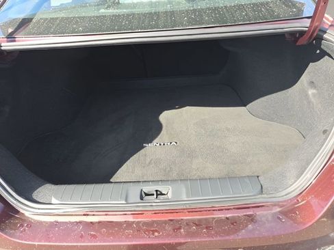 Used 2025 Nissan Sentra SV image 29