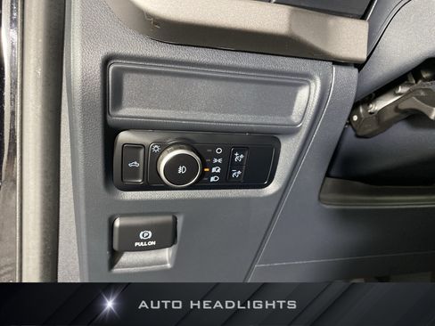 Used 2024 Ford F150 XL w/ Equipment Group 103A High AWD/4WD image 24
