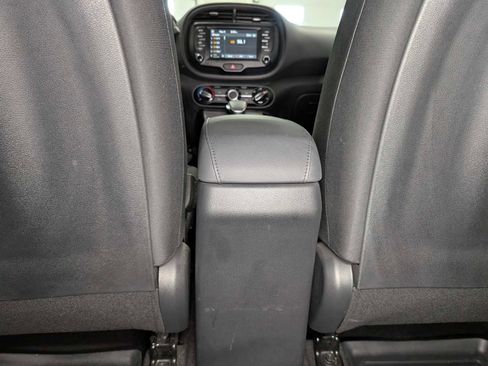 Used 2020 Kia Soul LX FWD image 21