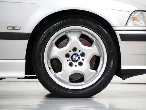 Used 1999 BMW M3 Coupe image 28