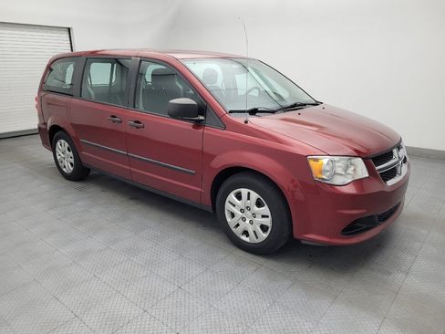 Used 2016 Dodge Grand Caravan American Value Package w/ UConnect Hands-Free Group FWD image 11