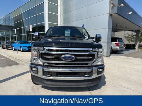 Used 2021 Ford F250 Lariat w/ Lariat Ultimate Package AWD/4WD image 3