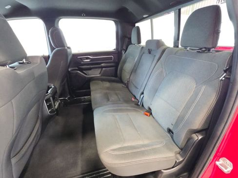 Used 2019 RAM 1500 Big Horn AWD/4WD image 32