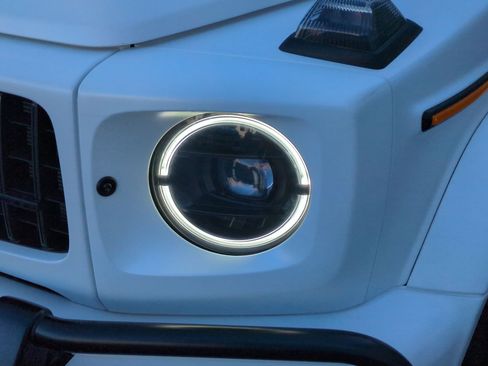 Certified 2022 Mercedes-Benz G 63 AMG 4MATIC image 11