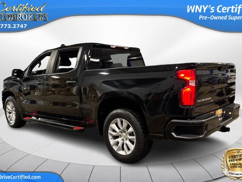 Used 2020 Chevrolet Silverado 1500 Custom w/ Custom Value Package image 8