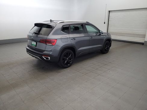 Used 2024 Volkswagen Taos SE FWD image 10