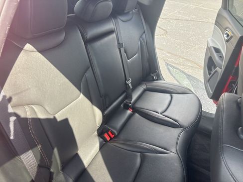 Used 2024 Jeep Compass Limited image 31