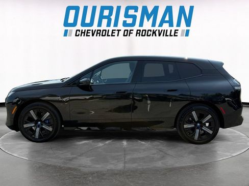 Used 2025 BMW iX xDrive50 AWD/4WD image 3