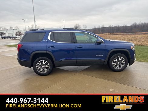 Used 2023 GMC Acadia SLE w/ Driver Convenience Package image 6