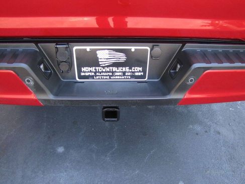 Used 2022 Ford F150 Lariat w/ Equipment Group 502A High AWD/4WD image 28