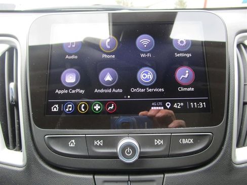 Used 2024 Chevrolet Malibu LT image 25