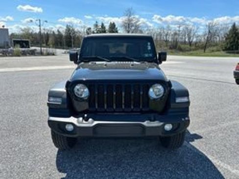 Used 2021 Jeep Wrangler Unlimited Sport image 2