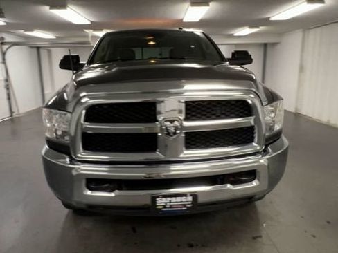 Used 2018 RAM 2500 Tradesman w/ Chrome Appearance Group AWD/4WD image 3