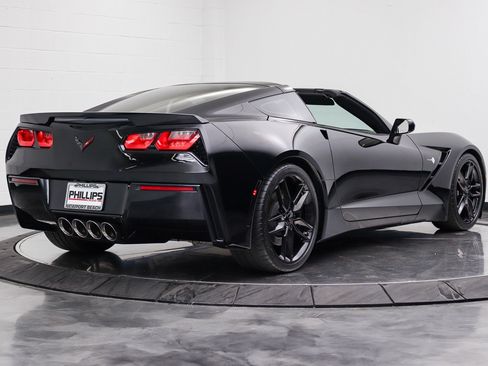 Used 2014 Chevrolet Corvette Stingray Coupe RWD image 5