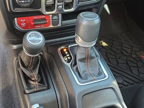 Used 2022 Jeep Gladiator Mojave w/ Trailer Tow Package image 23