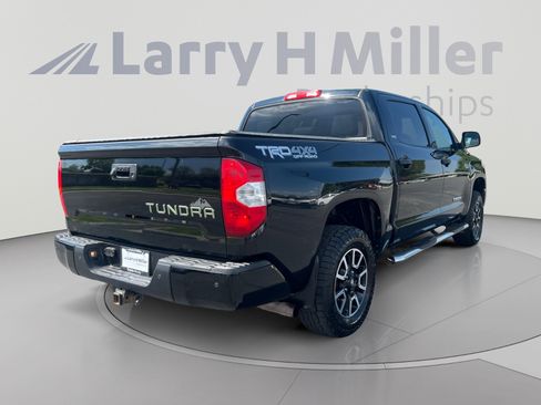 Used 2016 Toyota Tundra SR5 w/ TRD Off Road Package AWD/4WD image 5
