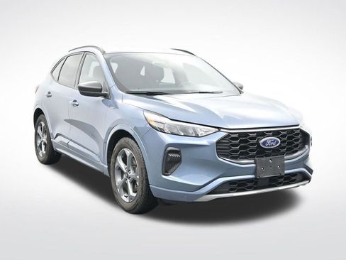 Used 2024 Ford Escape ST-Line image 3