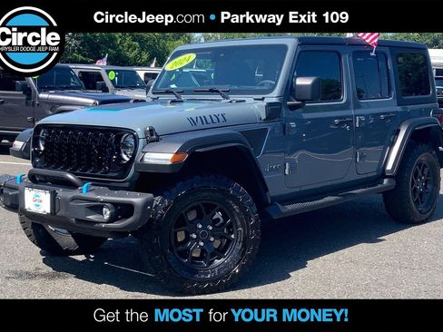 Used 2024 Jeep Wrangler Unlimited AWD/4WD image 1