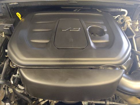 Used 2021 Dodge Durango GT RWD image 30