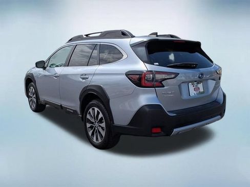Used 2025 Subaru Outback Limited w/ Popular Package #2 AWD/4WD image 5