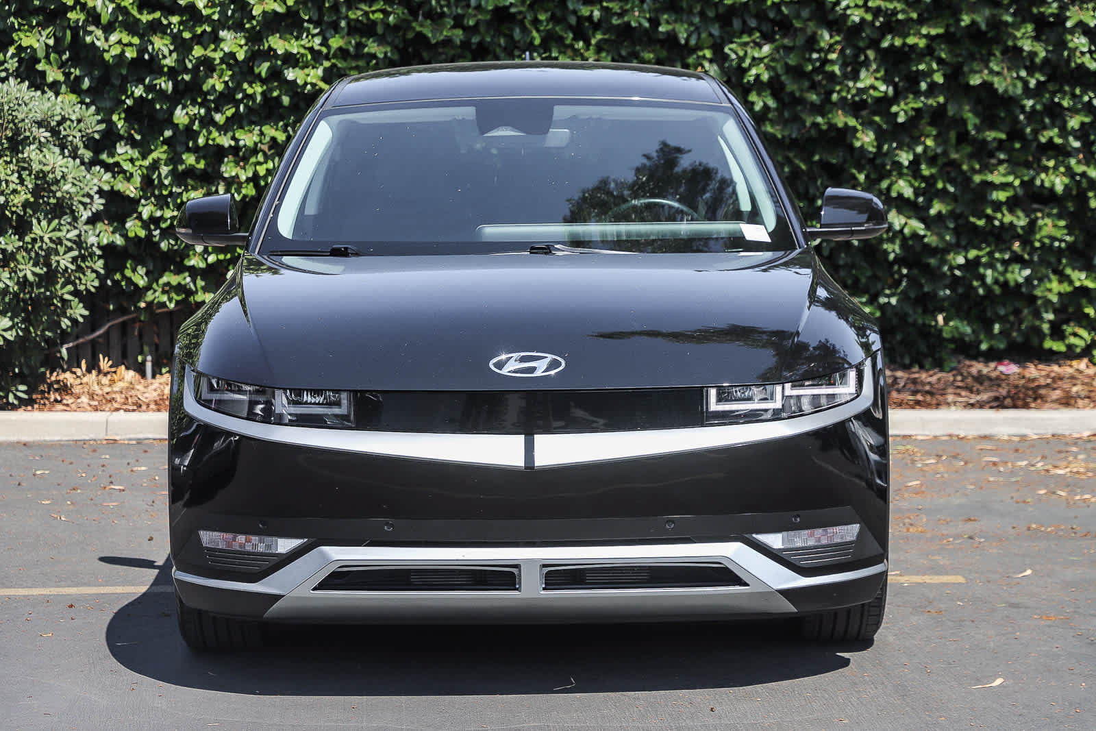 Used 2024 Hyundai Ioniq 5 SEL RWD image 2