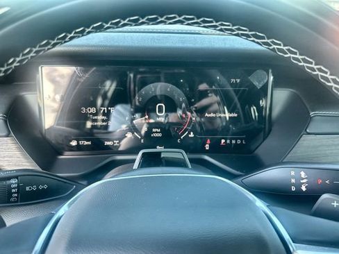 New 2026 GMC Acadia Denali image 12