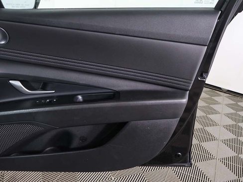 Certified 2023 Hyundai Elantra SEL w/ Convenience Package FWD image 19