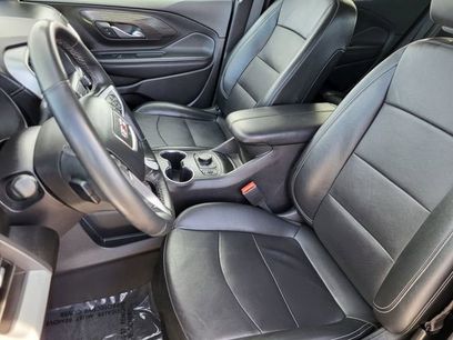 Used 2024 GMC Terrain SLT