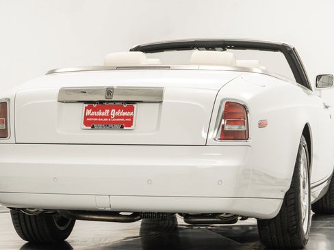 Used 2008 Rolls-Royce Phantom Drophead Coupe RWD image 9