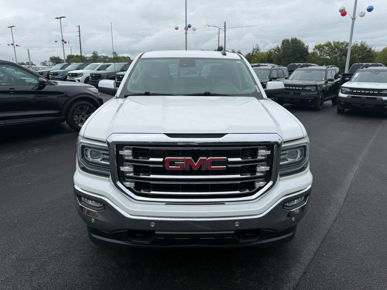 Used 2018 GMC Sierra 1500 SLT AWD/4WD image 18