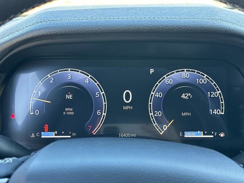 Certified 2025 Jeep Grand Cherokee Limited AWD/4WD image 13