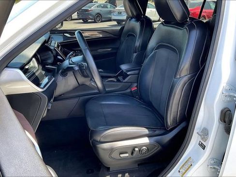 Used 2021 Jeep Grand Cherokee L Laredo AWD/4WD image 24