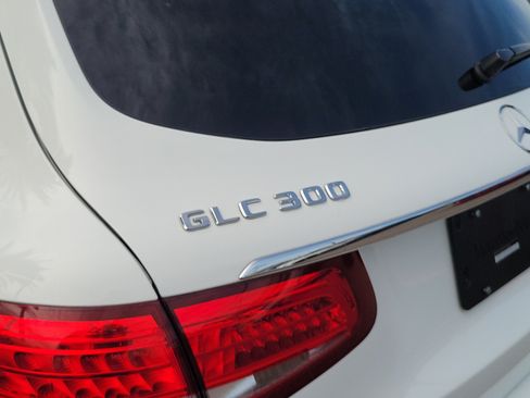Used 2019 Mercedes-Benz GLC 300 image 29