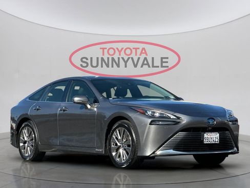 Certified 2022 Toyota Mirai XLE image 10