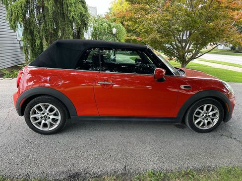Used 2020 MINI Cooper Convertible w/ Premium Package FWD image 8
