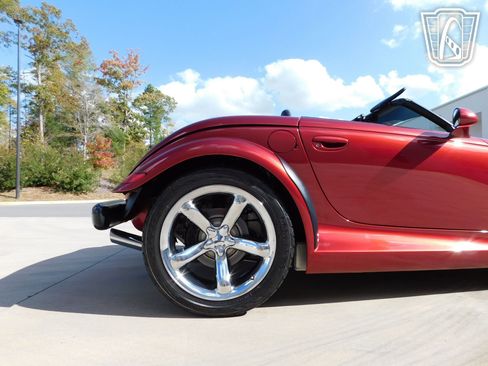 Used 2002 Chrysler Prowler RWD image 27