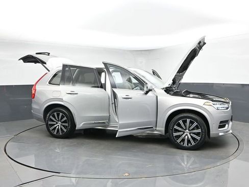 Used 2023 Volvo XC90 B5 Plus AWD/4WD image 53