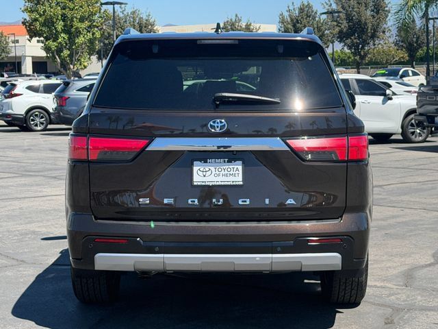 Used 2023 Toyota Sequoia Limited w/ Tow Technology Package AWD/4WD image 7