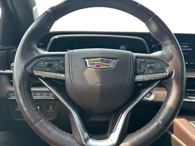 Used 2023 Cadillac Escalade ESV Premium Luxury Platinum AWD/4WD image 24