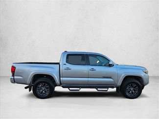 Used 2023 Toyota Tacoma SR5 video 4