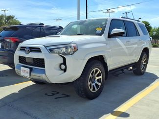 Used 2020 Toyota 4Runner TRD Off-Road video 1