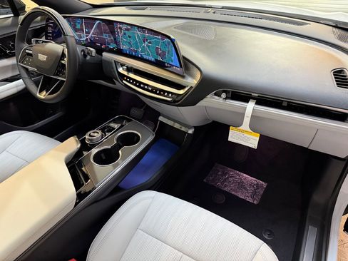 New 2026 Cadillac Lyriq Sport image 50