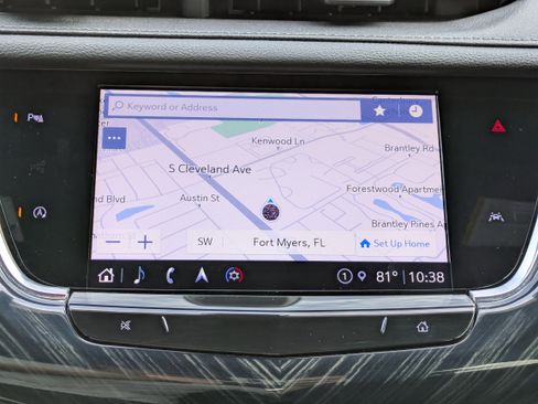 Certified 2024 Cadillac XT6 Premium Luxury image 27