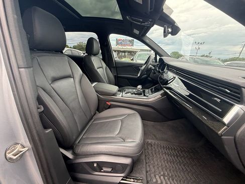 Used 2022 Audi Q7 2.0T Premium AWD/4WD image 24